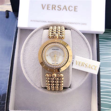 đồng hồ versace.